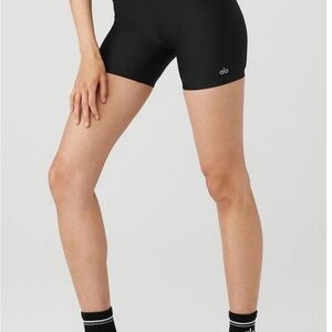 ALO Yoga high waisted airlift Women's Black Shorts size XXS